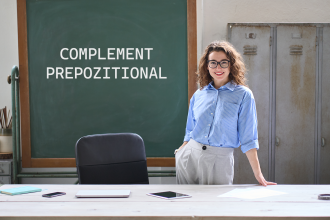 Complementul Prepozițional: Definiție și Exemple